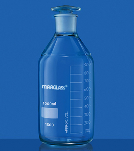 Reagent Bottles Graduated with Inter-changeable Flat Head Glass Stopper